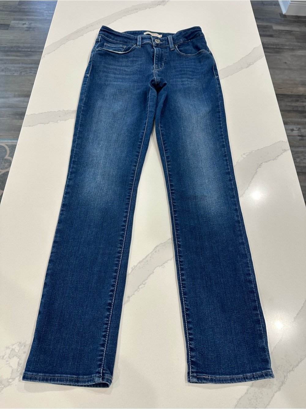 Levi's Straight Leg Jeans in Deep Blue Wash